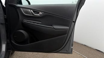 Hyundai KONA PREMIUM SE