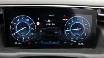 Hyundai TUCSON T-GDI SE CONNECT DCT