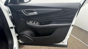 MG MG HS EXCLUSIVE DCT