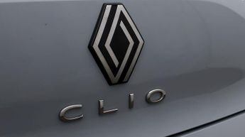 Renault Clio EVOLUTION E-TECH