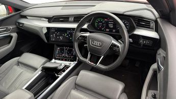Audi e-tron SPORTBACK QUATTRO S LINE