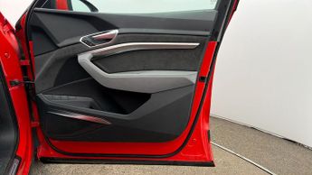 Audi e-tron SPORTBACK QUATTRO S LINE