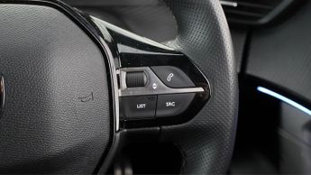 Peugeot E-2008 GT