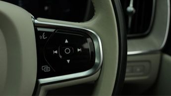 Volvo XC60 RECHARGE T6 CORE AWD
