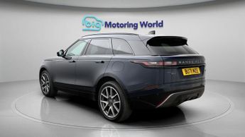 Land Rover Range Rover Velar R-DYNAMIC SE