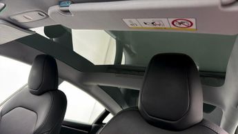 Tesla Model 3 MODEL 3