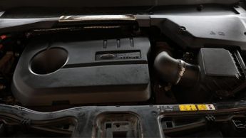 Land Rover Discovery Sport R-DYNAMIC SE