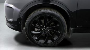 Land Rover Discovery Sport R-DYNAMIC SE