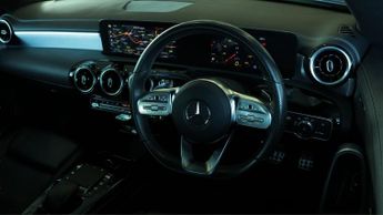 Mercedes-Benz CLA CLA 180 AMG LINE