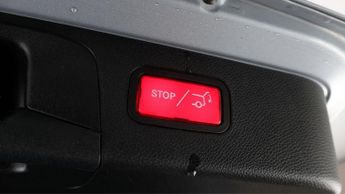 Mercedes-Benz GLC GLC 300 4MATIC AMG LINE