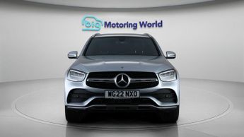 Mercedes-Benz GLC GLC 300 4MATIC AMG LINE