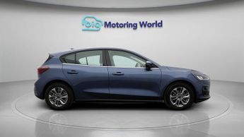Ford Focus TITANIUM
