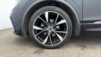 Volkswagen Tiguan R-LINE TSI DSG