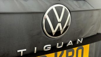 Volkswagen Tiguan R-LINE TSI DSG