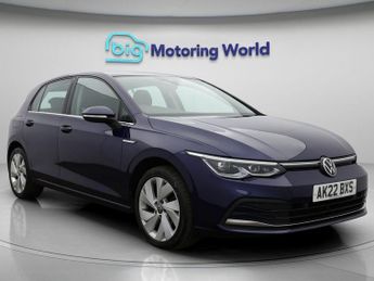 Volkswagen Golf STYLE ETSI DSG