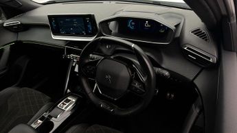 Peugeot E-2008 GT PREMIUM