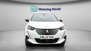 Peugeot E-2008 GT PREMIUM