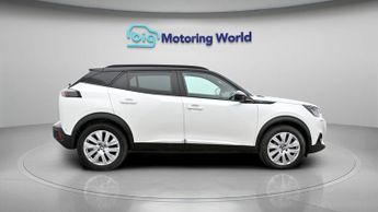 Peugeot E-2008 GT PREMIUM