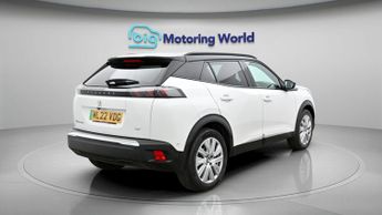 Peugeot E-2008 GT PREMIUM