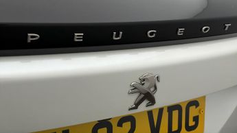 Peugeot E-2008 GT PREMIUM