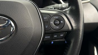 Toyota Corolla ICON TECH