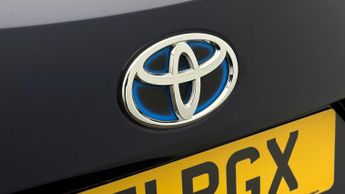 Toyota Corolla ICON TECH