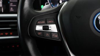 BMW 3 Series 330E XDRIVE SE PRO