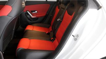 Mercedes-Benz CLA CLA 250 E AMG LINE PREMIUM PLUS