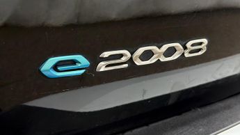 Peugeot E-2008 GT
