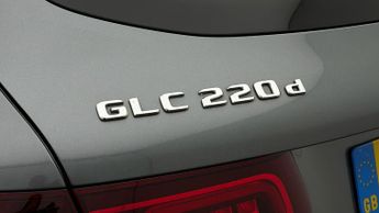 Mercedes-Benz GLC GLC 220 D 4MATIC AMG LINE