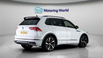 Volkswagen Tiguan R-LINE TSI DSG