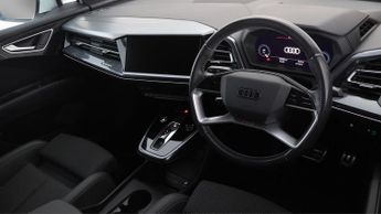 Audi Q4 e-tron S LINE
