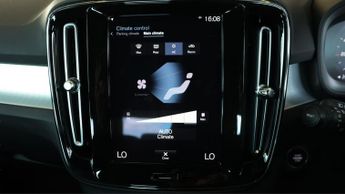 Volvo XC40 RECHARGE T4 CORE