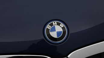 BMW 3 Series 330E SE PRO