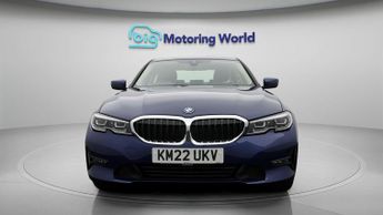 BMW 3 Series 330E SE PRO