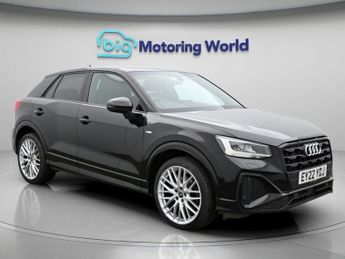 Audi Q2 TFSI BLACK EDITION