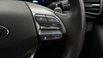Hyundai IONIQ PREMIUM