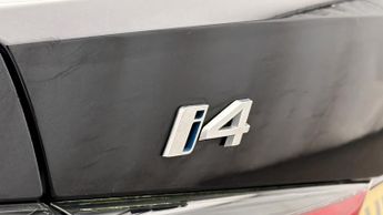 BMW i4 EDRIVE40 SPORT
