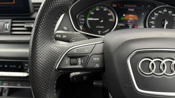 Audi Q5 TFSI E S LINE QUATTRO