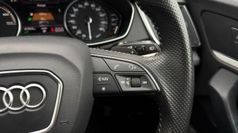 Audi Q5 TFSI E S LINE QUATTRO