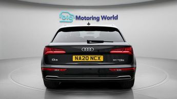 Audi Q5 TFSI E S LINE QUATTRO