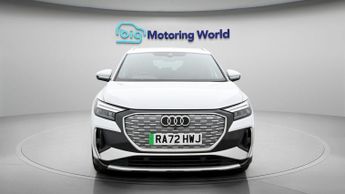 Audi Q4 e-tron S LINE