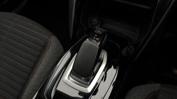 Peugeot E-2008 ACTIVE PREMIUM