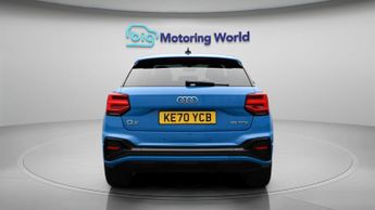 Audi Q2 TFSI S LINE BLACK EDITION