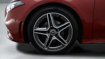 Mercedes-Benz A Class A 180 AMG LINE EXECUTIVE