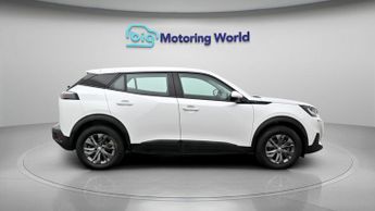 Peugeot E-2008 ACTIVE PREMIUM