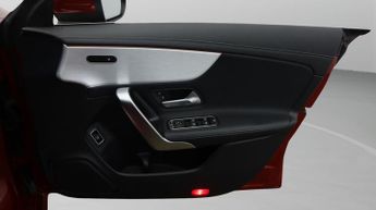 Mercedes-Benz CLA CLA 200 AMG LINE EXECUTIVE