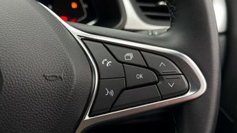 Renault Captur EVOLUTION E-TECH