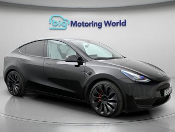 Tesla Model Y PERFORMANCE AWD
