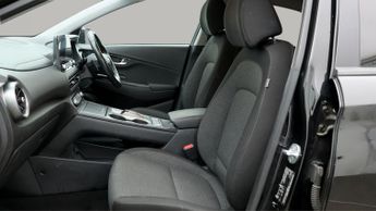 Hyundai KONA PREMIUM